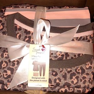 New 3 Piece Pajama Set With Cosmetic Bag